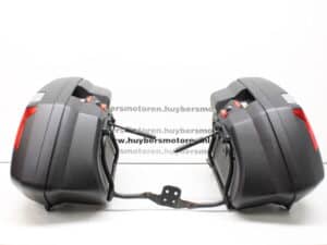 Zijkoffers / Koffer set incl. dragers Givi Honda VFR800 VTec 2002-2013